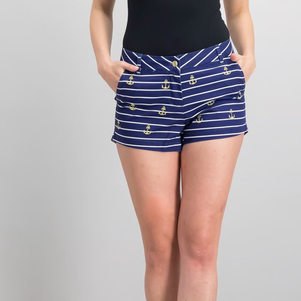 Macbeth Collection Women's Printed Icon Twill anchors Short, Navy & White Size S